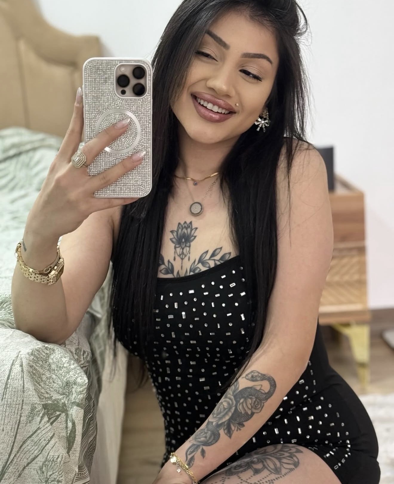 Kızılçubuk Sadık ve Güzel Kadın Escort Ayçin